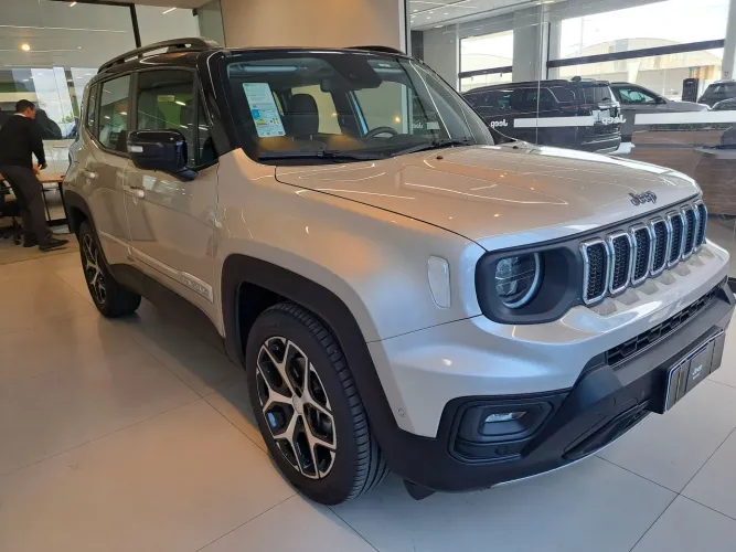Jeep Renegade Sahara T270 1.3 TB 4X2 Flex AUT 2026