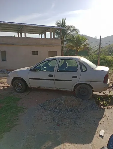Chevrolet Corsa Sedan 1.0 MPFI 8V 71cv 4P 2004