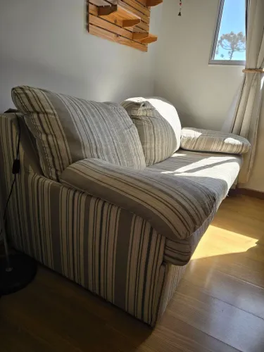 VENDE-SE SOFÁ-CAMA SEMINOVO!