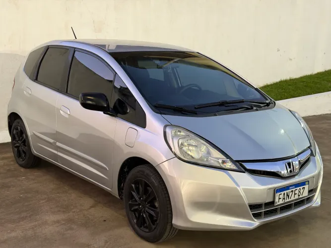 Honda Fit LX 1.4/ 1.4 Flex 8v/16v 5P Aut. 2013