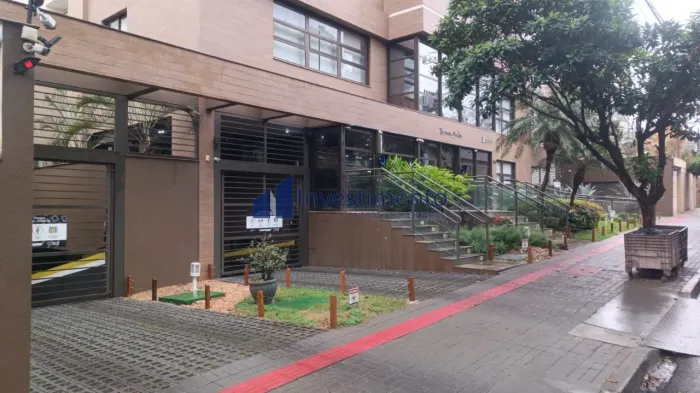 Apartamento a venda no condomínio EDIFÍCIO TERRASSE JARDÍN no bairro Centro - Londrina/PR