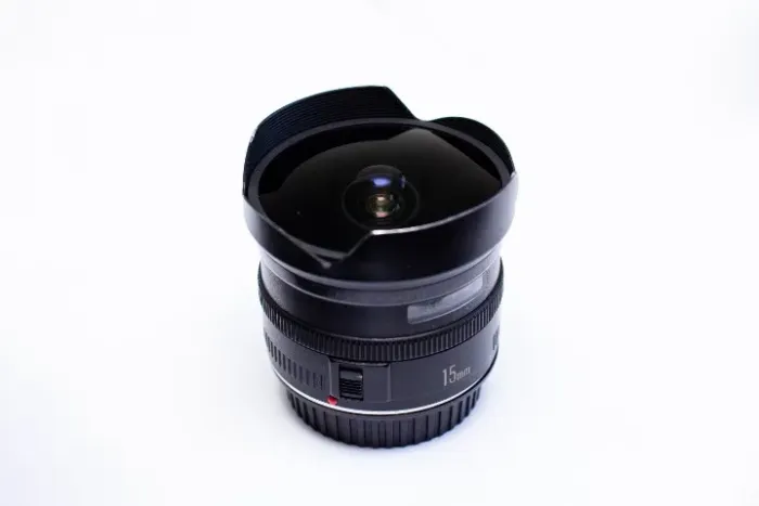 Lente Canon Fisheye EF 15mm 2.8