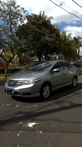 Honda City Sedan LX 1.5 Flex 16V 4P Mec. 2013
