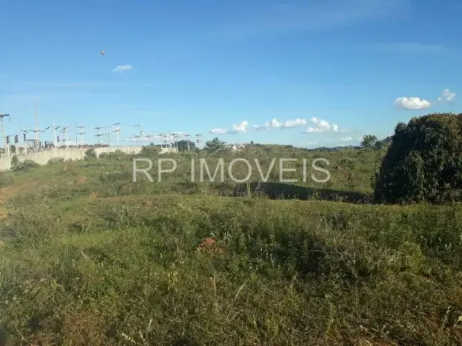 Imóvel para venda possui 42000 metros quadrados em São Pedro - Juiz de Fora - MG