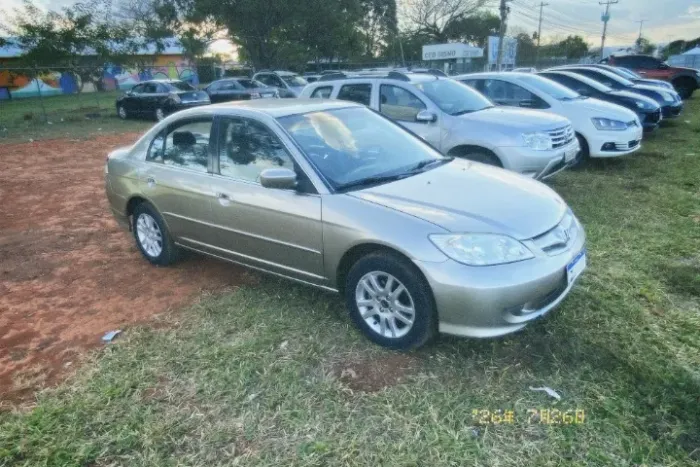 Honda Civic Sedan LX 1.7 16V 115cv Mec. 4P 2004