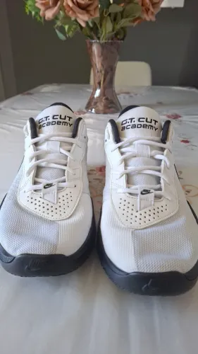 Tenis GT CUT ACADEMY