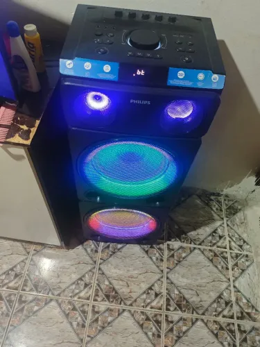 Caixa paredão Philips 2400 potência