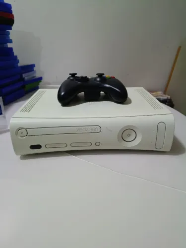 Xbox 360 FAT Jasper desbloqueado - carcaça excelente
