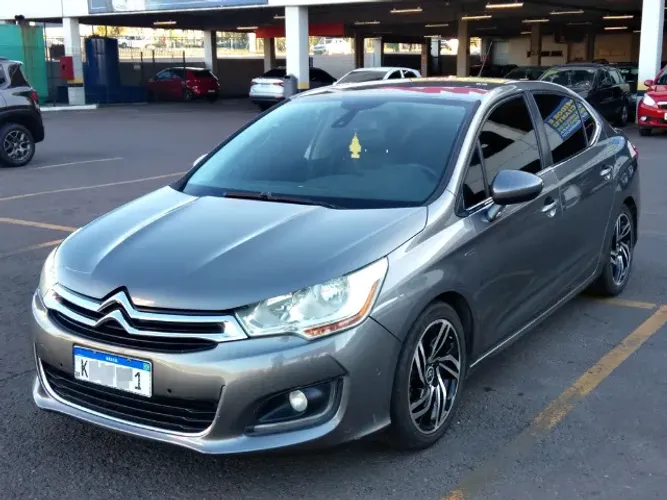 Citroen C4 Lounge Exclusive 1.6 Turbo 4P Aut. 2014