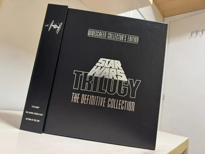 Coleção Laser-Disc STAR WARS trilogia original + livro história da lucasfilm