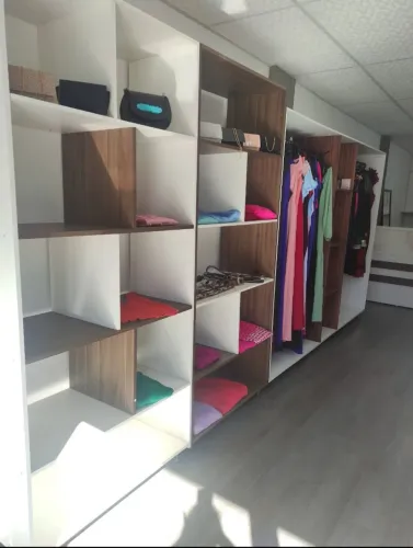 MOVEIS PARA LOJA DE ROUPAS - ARARAS, COLMEIAS, PROVADOR 