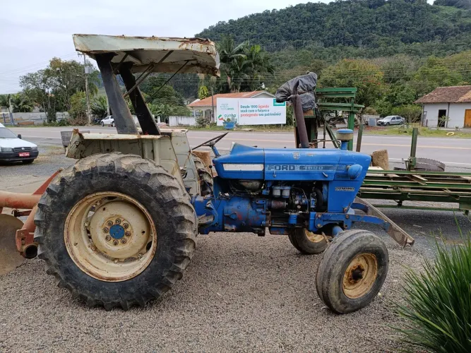 Ford 4600