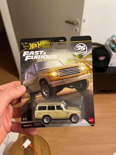 Hot wheels premium Toyota Land Cruiser Velozes e Furiosos