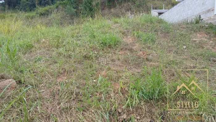 Excelente Terreno com 360,00m² no Loteamento Jardim Botânico São José - SC