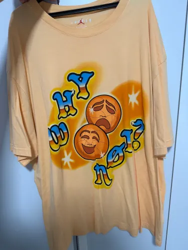 Camiseta Jordan laranja tamanho XXL
