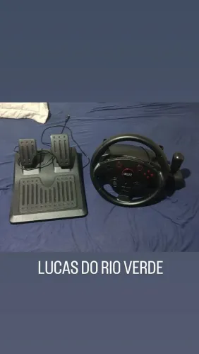 Vendo volante e pedal game novo