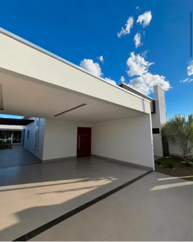 Casa auto padrão