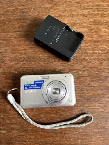 Câmera fotográfica Sony Cybershot DSC-W310 -12.1MP