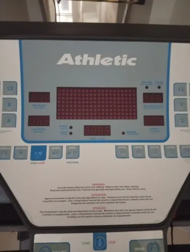Esteira Ergométrica Athletic 3950T