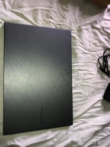 Notebook positivo estado de novo