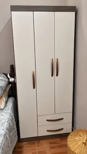 Guarda roupa