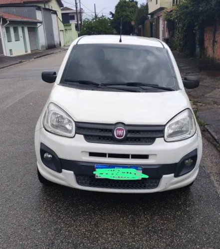 Fiat Uno Attractive 1.0 Flex 6V 5P 2017