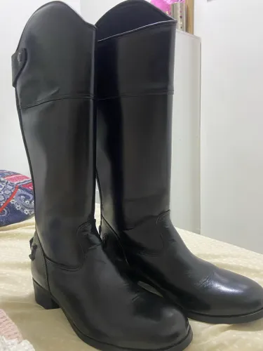 Bota de couro 