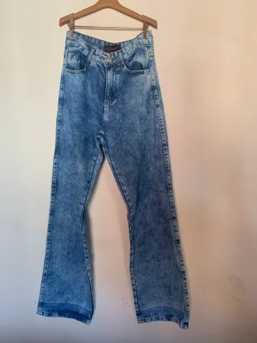 Título: Calça Jeans Feminina Wide Leg Cintura Alta - Tam. 36 - Seminova