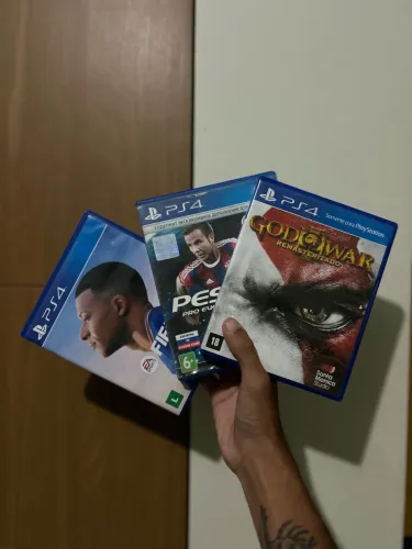 Vendo jogos de PS4