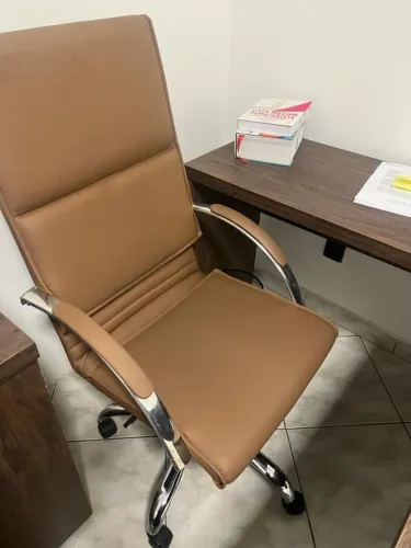 Cadeira escritório Boss Presidente