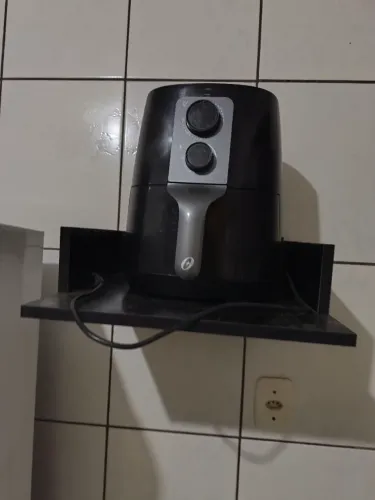 Airfryer da marca Oster 3,5 Litros