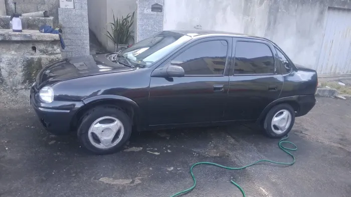Chevrolet Corsa SED Class.spirit 1.0/1.0 Flexpower (álcool) 2005