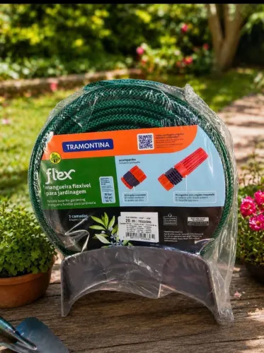 Mangueira Tramontina Flex em PVC com 3 Camadas Verde - 20 Metros Nova com suporte
