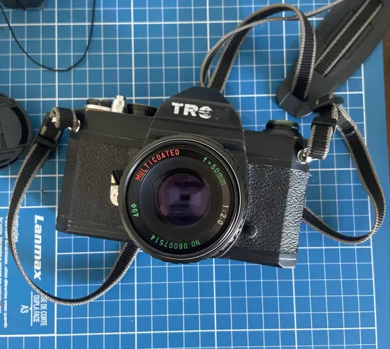 Câmera Analógica SLR Tron K1000