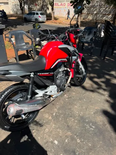Moto muito boa topp