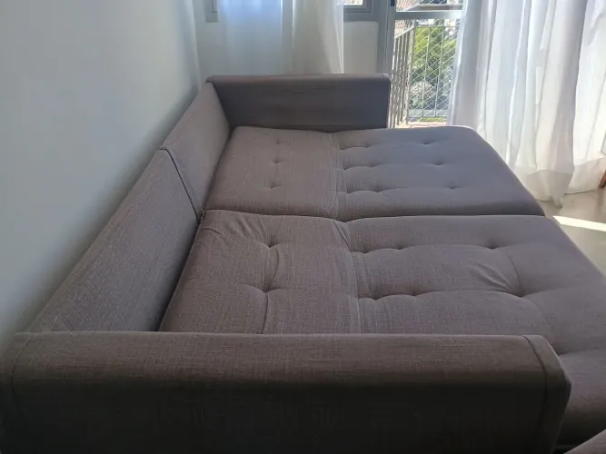 Sofá retrátil
