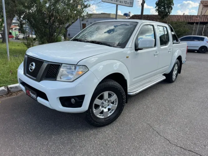 Nissan Frontier S CD 4X2 2.5 TB Diesel 2015