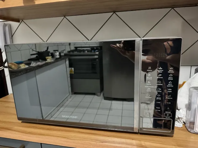 Micro-ondas Brastemp Espelhado - Excelente oportunidade!