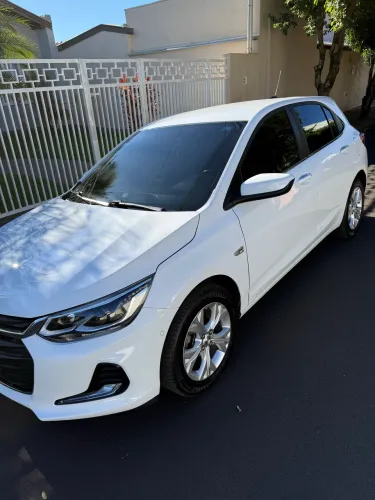 Chevrolet Onix Hatch Premier 1.0 12V TB Flex Aut. 4P 2020