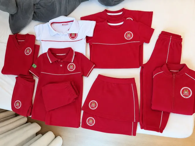 Uniforme Maple Bear Novo! (Criança 3 anos)