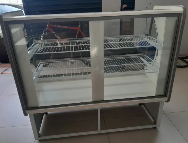 Vendo balcão para quitanda