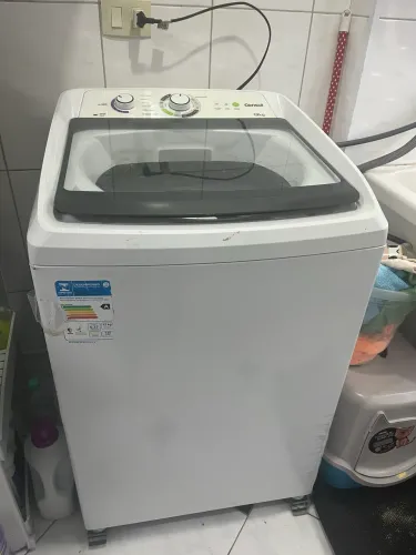 Máquina de lavar cônsul 12 quilos em ótimo estado.