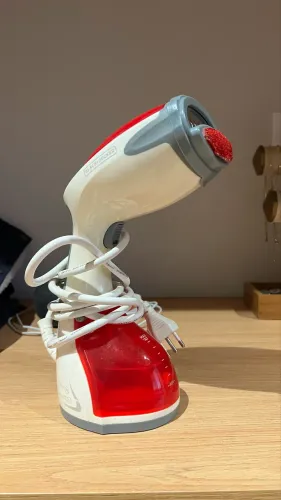 Vaporizador/Higieniador de Roupas Black&Decker Portátil 1200W
