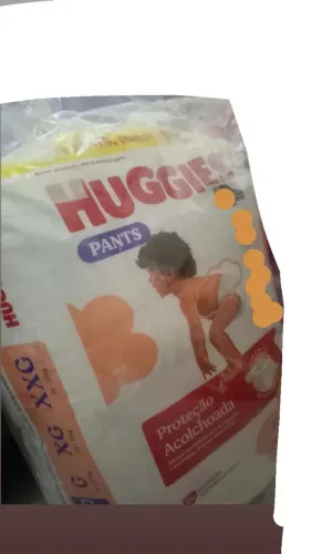 Pacotão HuggiesM,valor já é em conta Ou troco,ler descrição