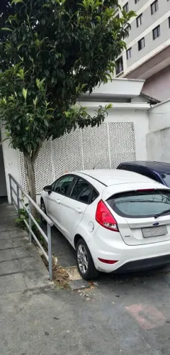 Casa comercial na Rua Cândida Franco de Barros, 79 288 m²