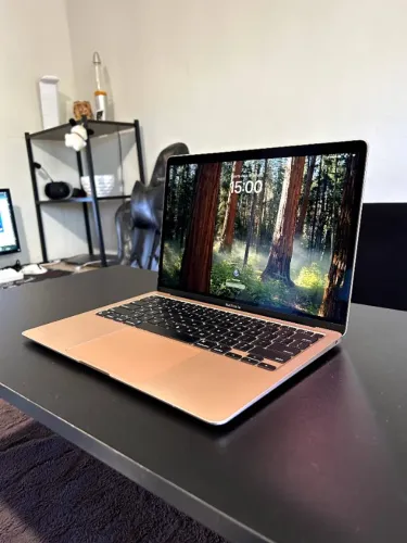 Macbook Air M1 2020 - 8GB 256gb SSD SEMI NOVO