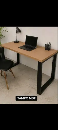 Mesa industrial em metalon e cadeira 