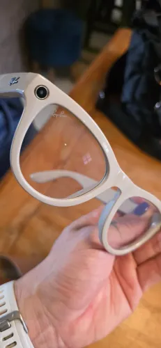 Óculos seminovo Rayban Meta.