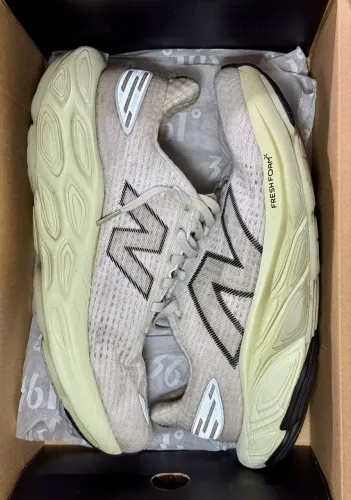 Tênis New Balance Balos - Tamanho 40