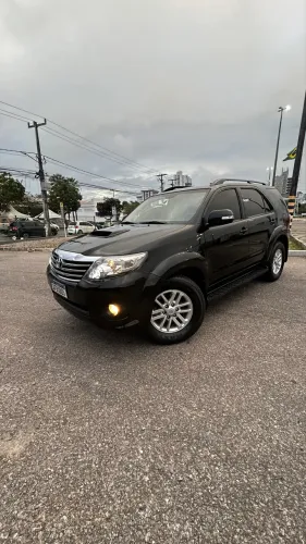 Toyota Hilux SW4 SRV D4-d 4X4 3.0 TDI Dies. AUT 2014